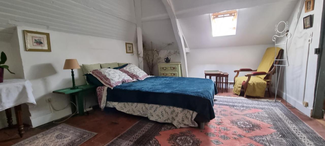 Chambre D'Hotes Les Jardins De Marie, Sci Charles III Берне Екстериор снимка